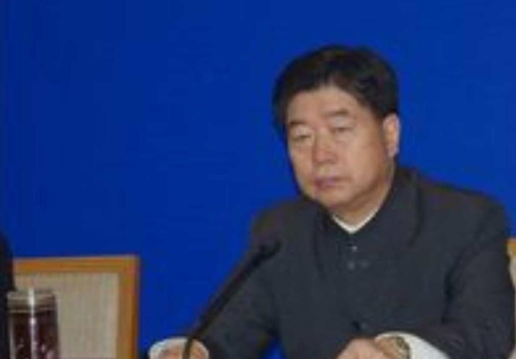 谢玉堂，男，汉族，山东省栖霞县人，1946年2月生，1965年10月参加工作，1