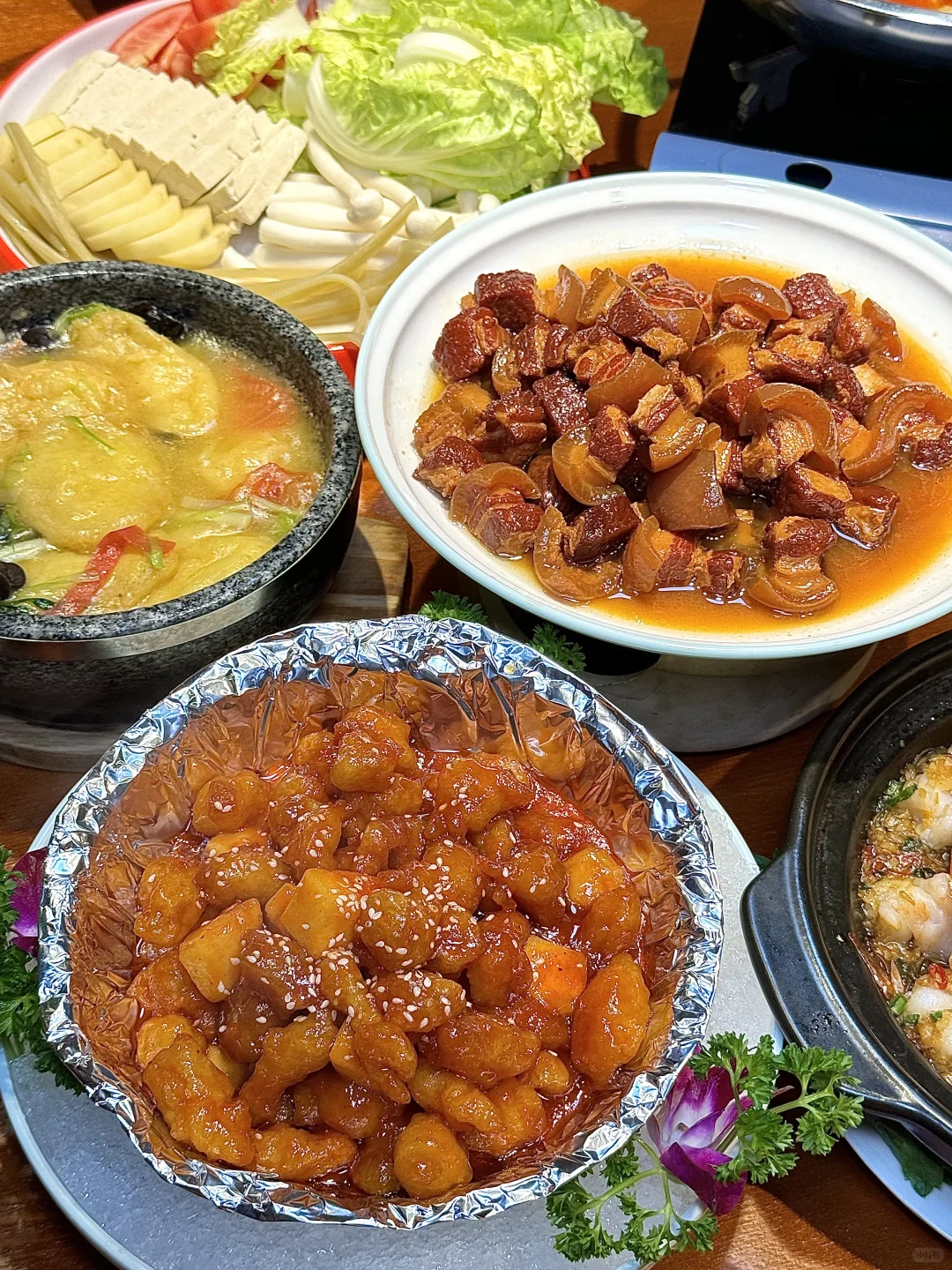 昆明最牛逼好吃的老灶土菜馆。。。