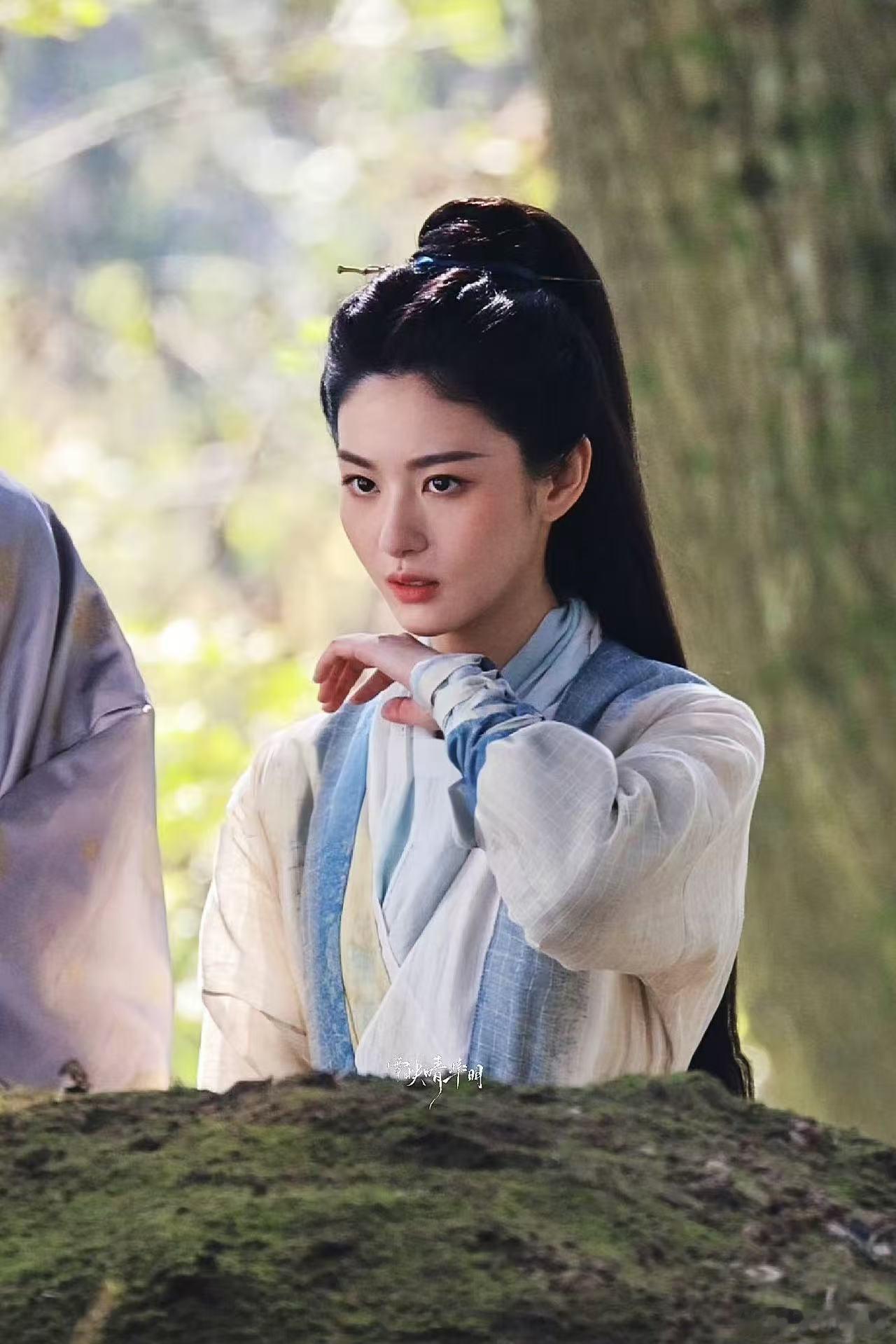 凡人修仙传的时候就get到赵晴了，妹妹演技一直在进步，最近状态也越来越好了，好适