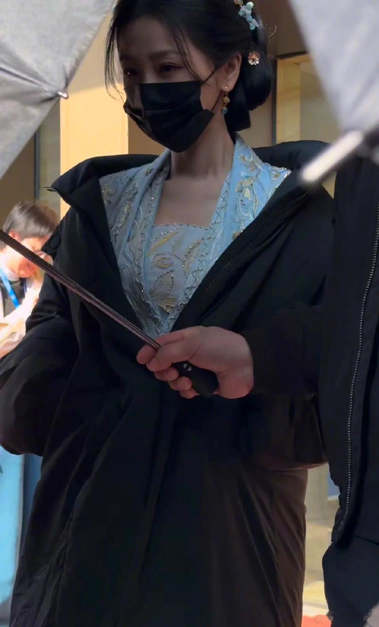 虞书欣《云初令》出妆路透虞书欣云初令开工路透虞书欣云初令出妆