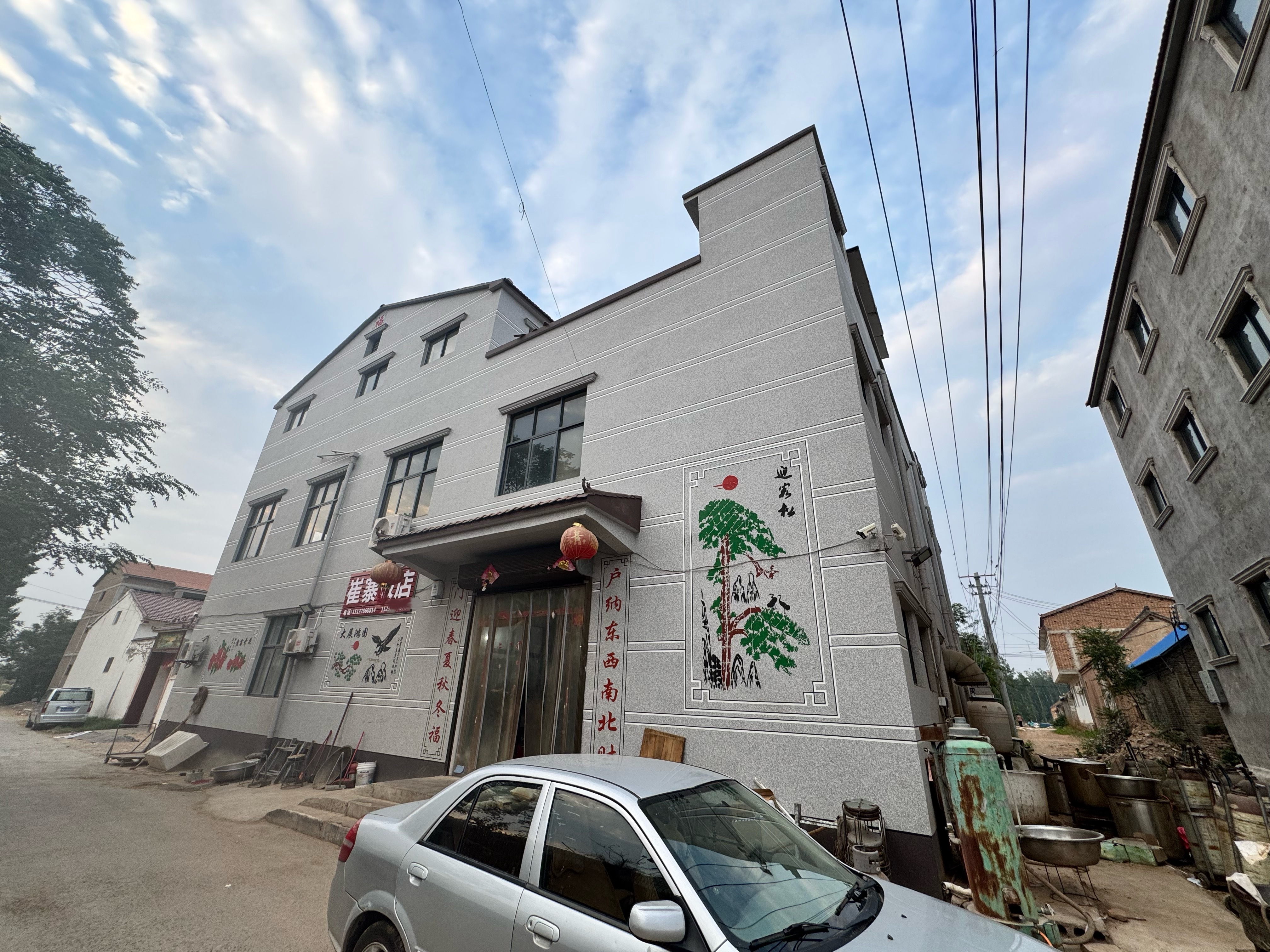 农村的房子，能盖3层楼，绝对有钱，嘎嘎有钱 ​​​