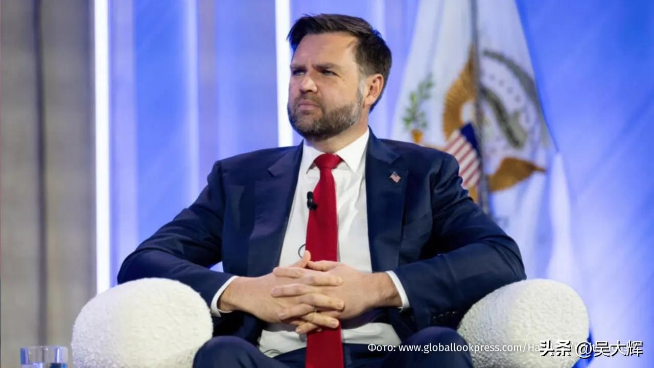 吴大辉教授报道：伊朗方面想和万斯谈判

我国著名的俄罗斯问题专家，清华大学国际关