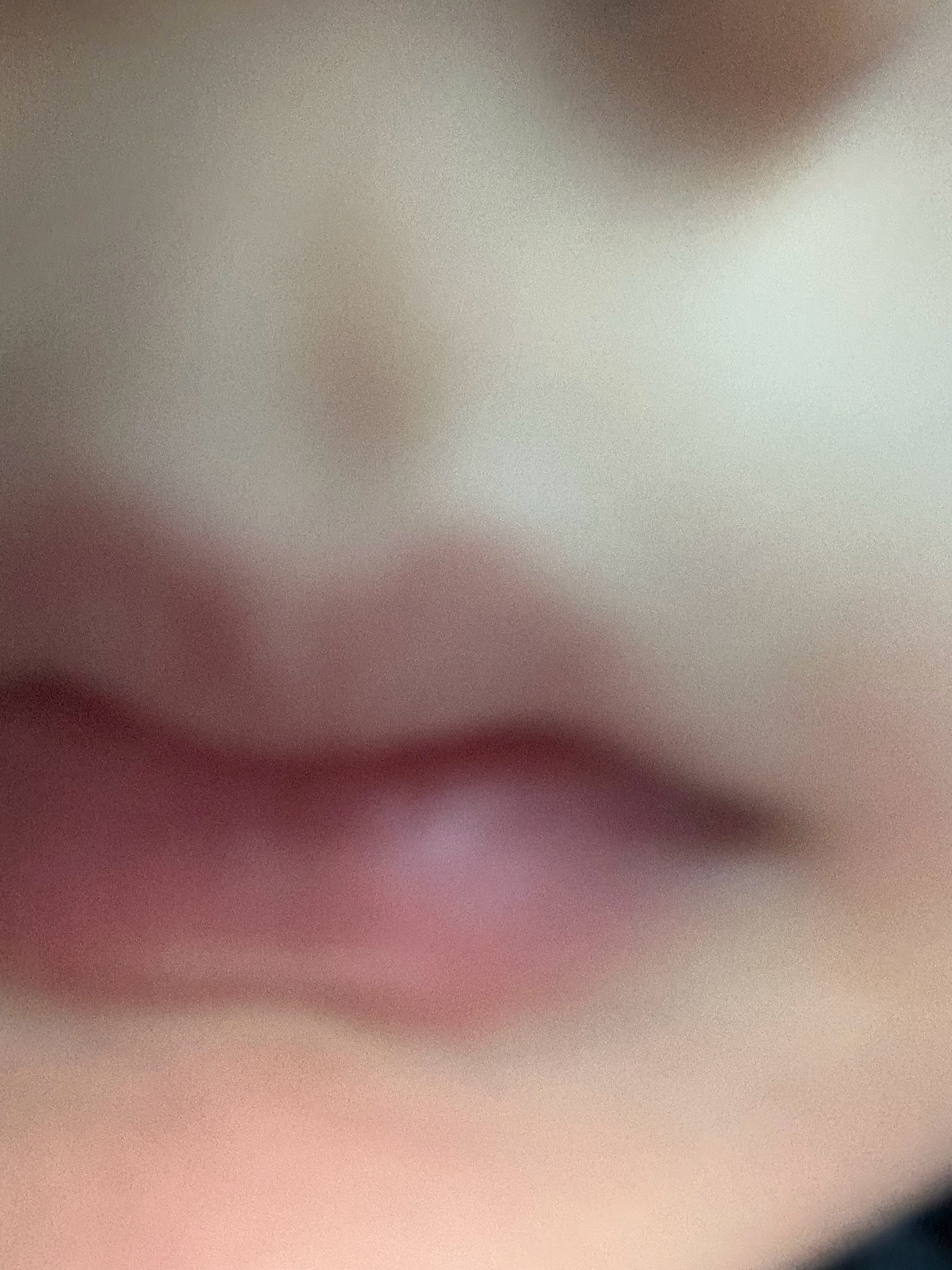腼腆的自拍溜溜桃