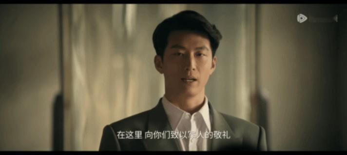 窦骁主角上线太会挑日子了520这天刘红兵扛着相机就来了，对戏台上的忆秦娥一眼万年