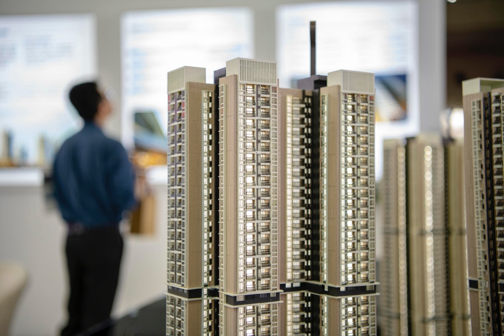 【贴钱卖房！有人借26万元还清房贷，专家提示建立风险防控意识】#有人借26万元还