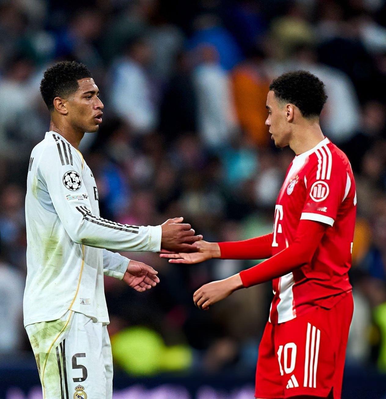 尺寸更大的贝夏图🔎皇马vs拜仁