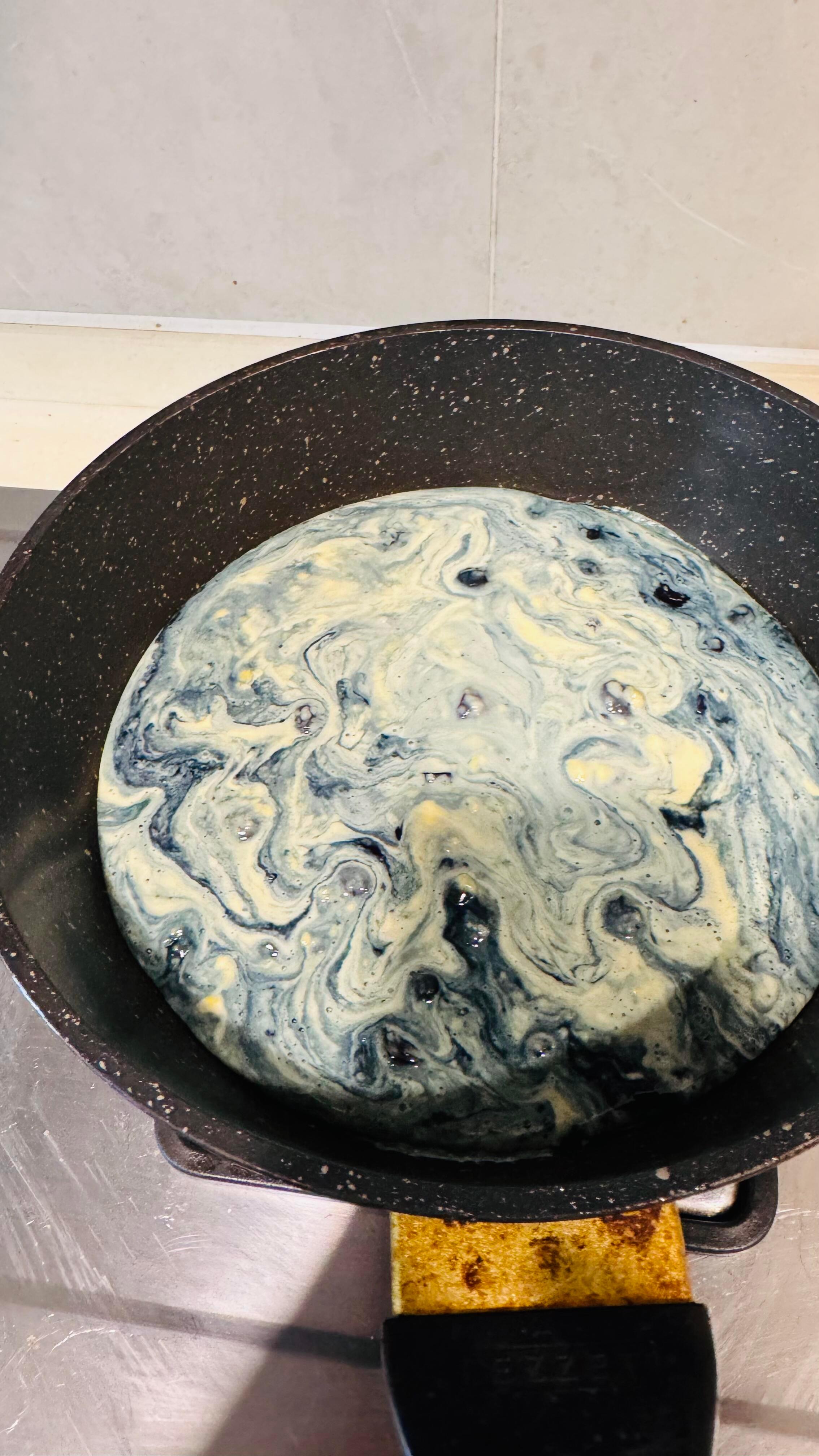 把松饼做成了梵高的星空 