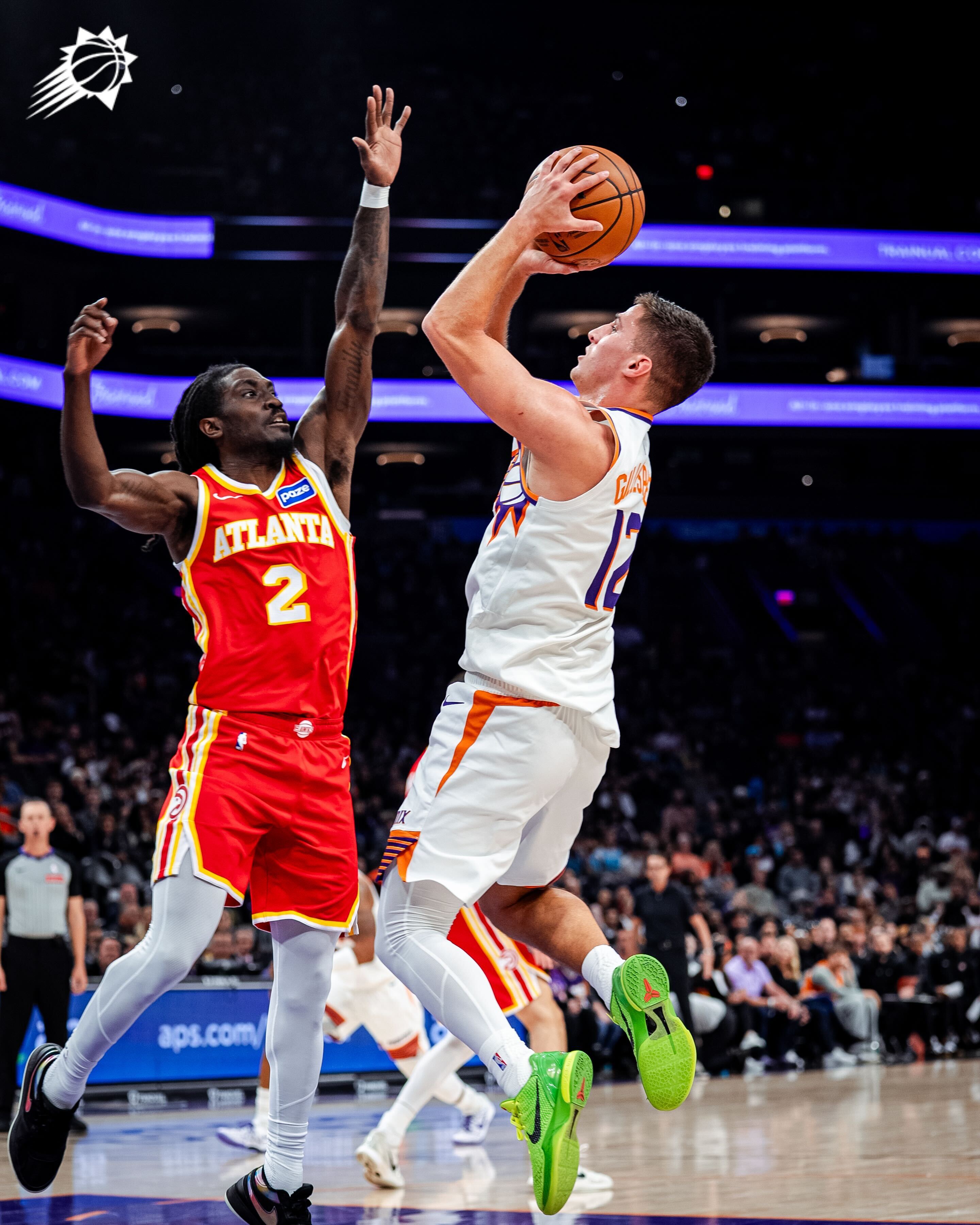 强硬！吉莱斯皮底线突破强势打进2+1！！