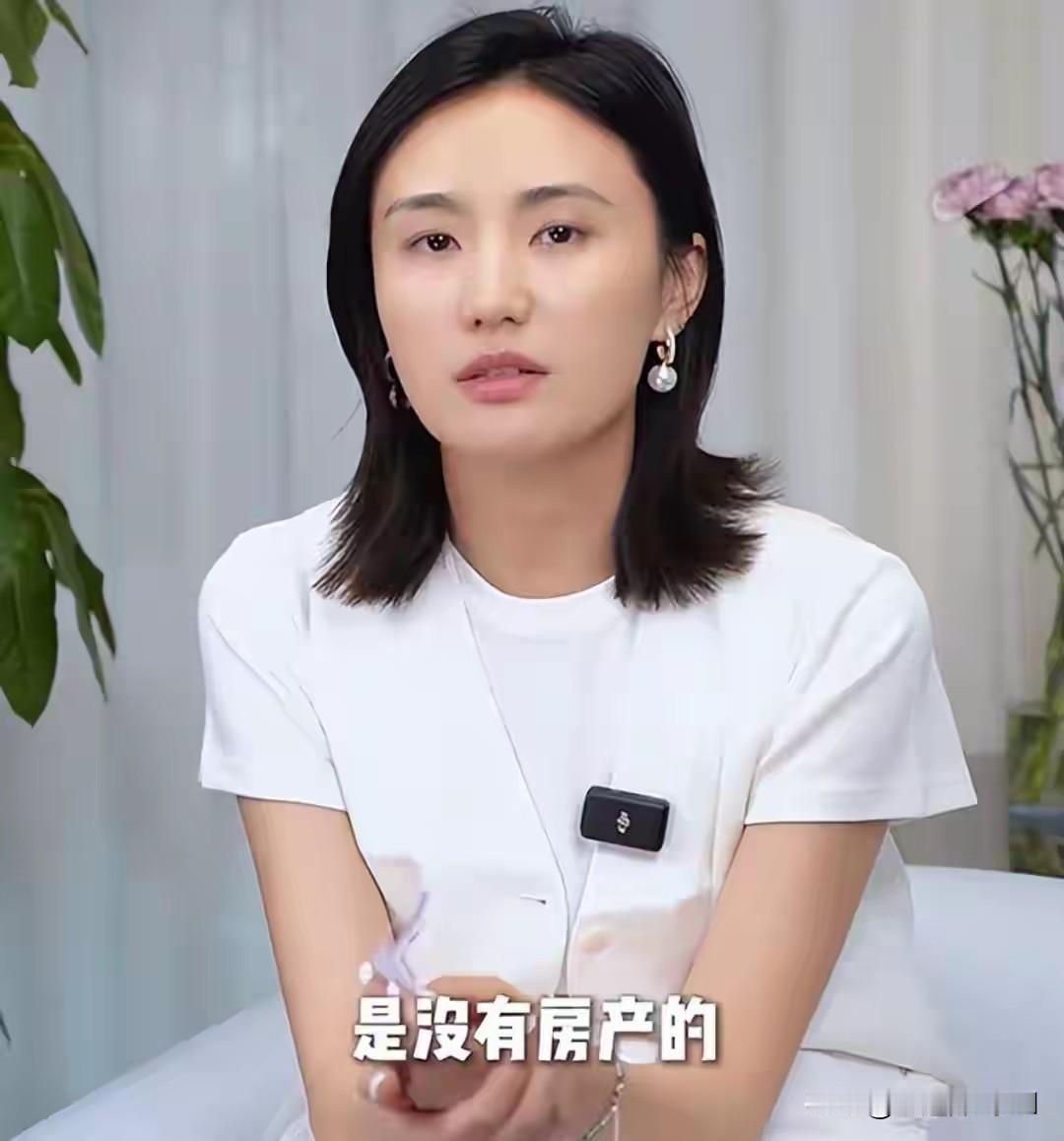 李亚鹏回应离婚原因
不是因为两个人问题，也不是因为他负债，朋友路杉杉透露因为李亚