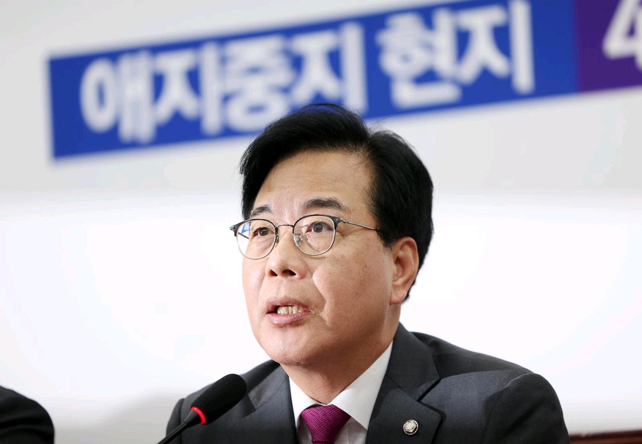 韩国媒体消息，国民力量党代表宋彦锡将10·15房地产对策称为“首尔驱逐令”，认为