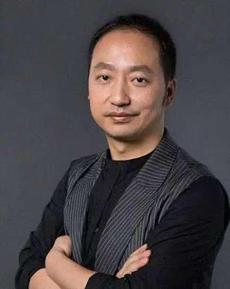 这是大家最讨厌的APP，没有之一，
能搞出钉钉这种APP的职场人，这是一肚子坏水