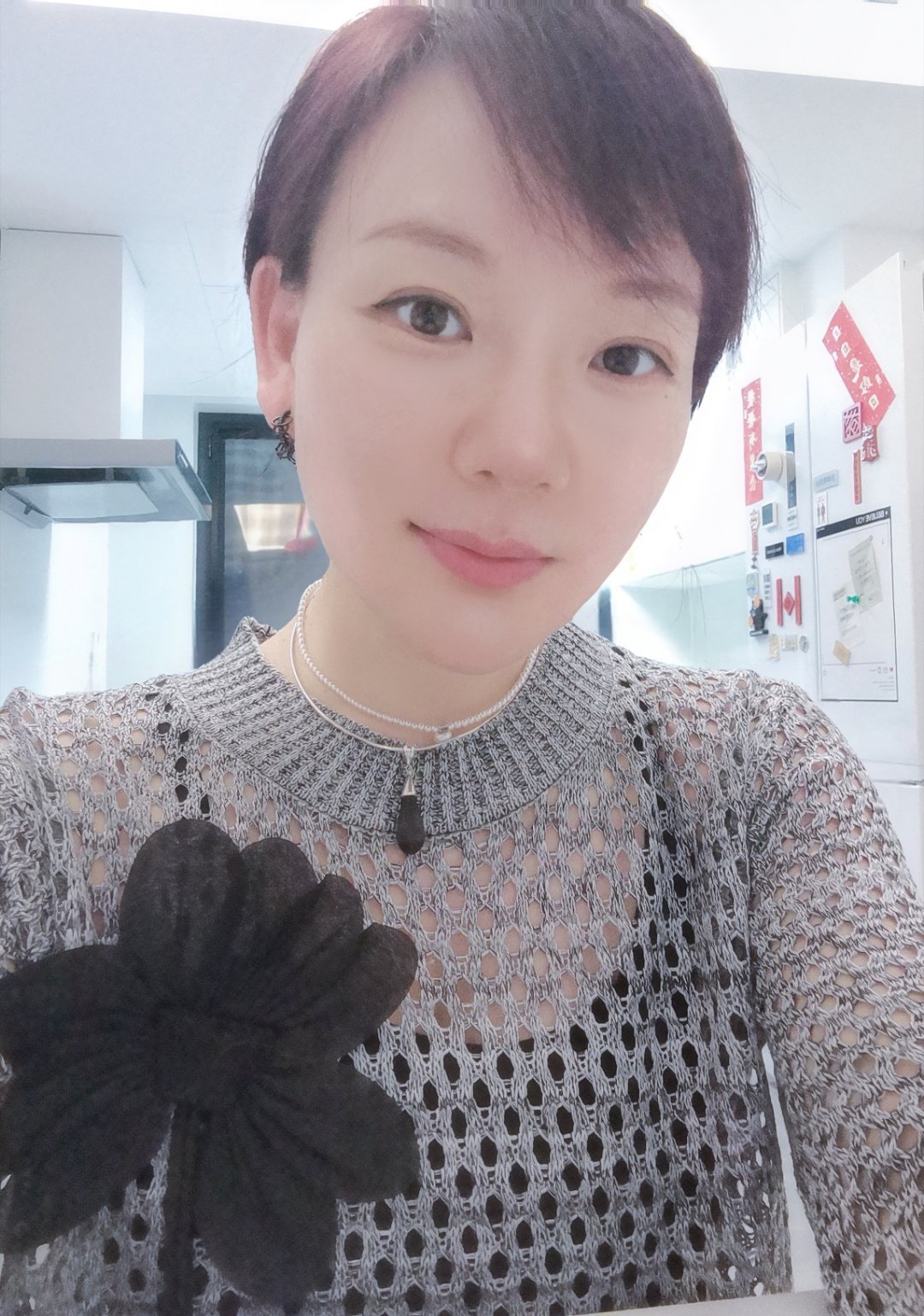 生活手记 看会儿书，十点呼呼~今天是我重启生酮第一天，这次看看能不能坚持。 