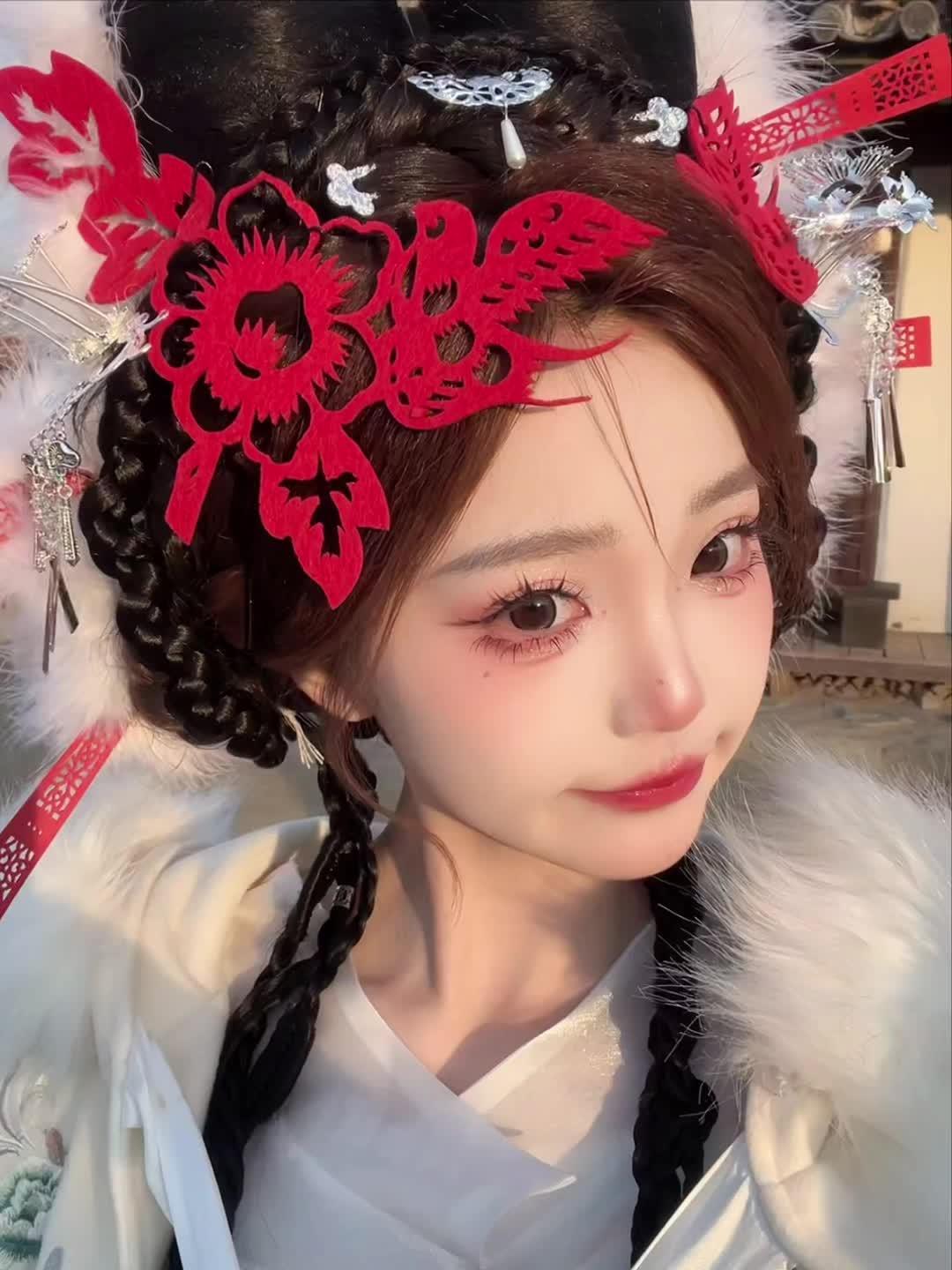 当非遗剪纸遇到朝鲜服
