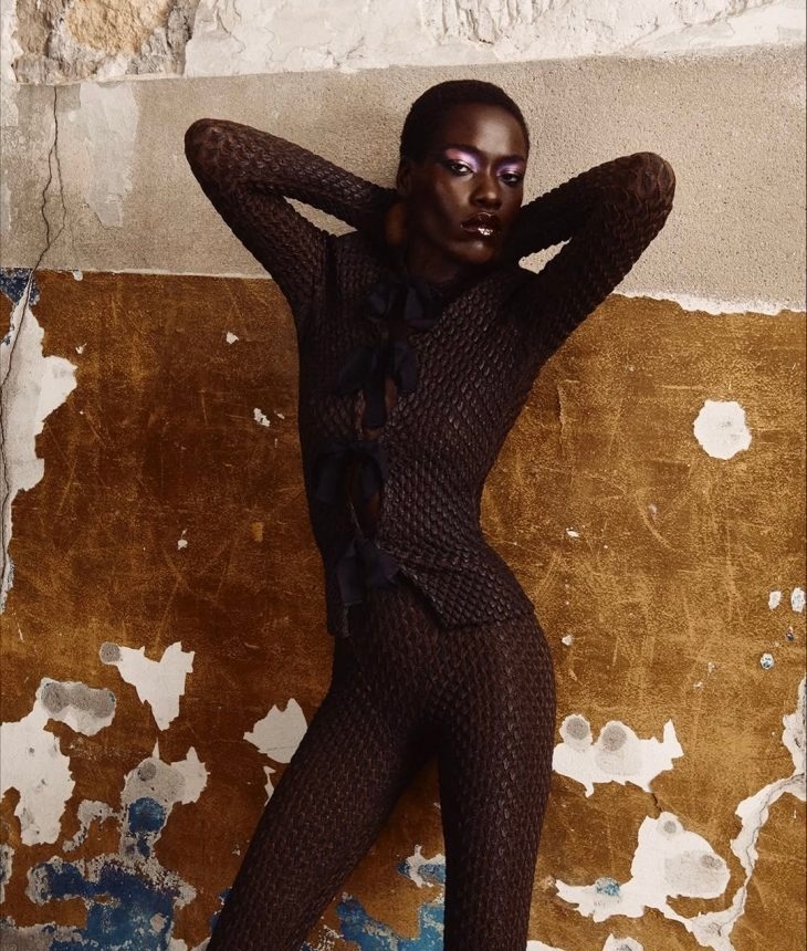 M LE MAGAZINE DU MONDE NOVEMBER 2025封面大片