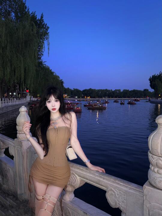 什刹海的蓝调时刻