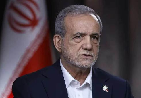 这次临时性的停火，其实是伊朗用“最悲壮”的方式换来的！昨天我看消息说，大批伊朗人