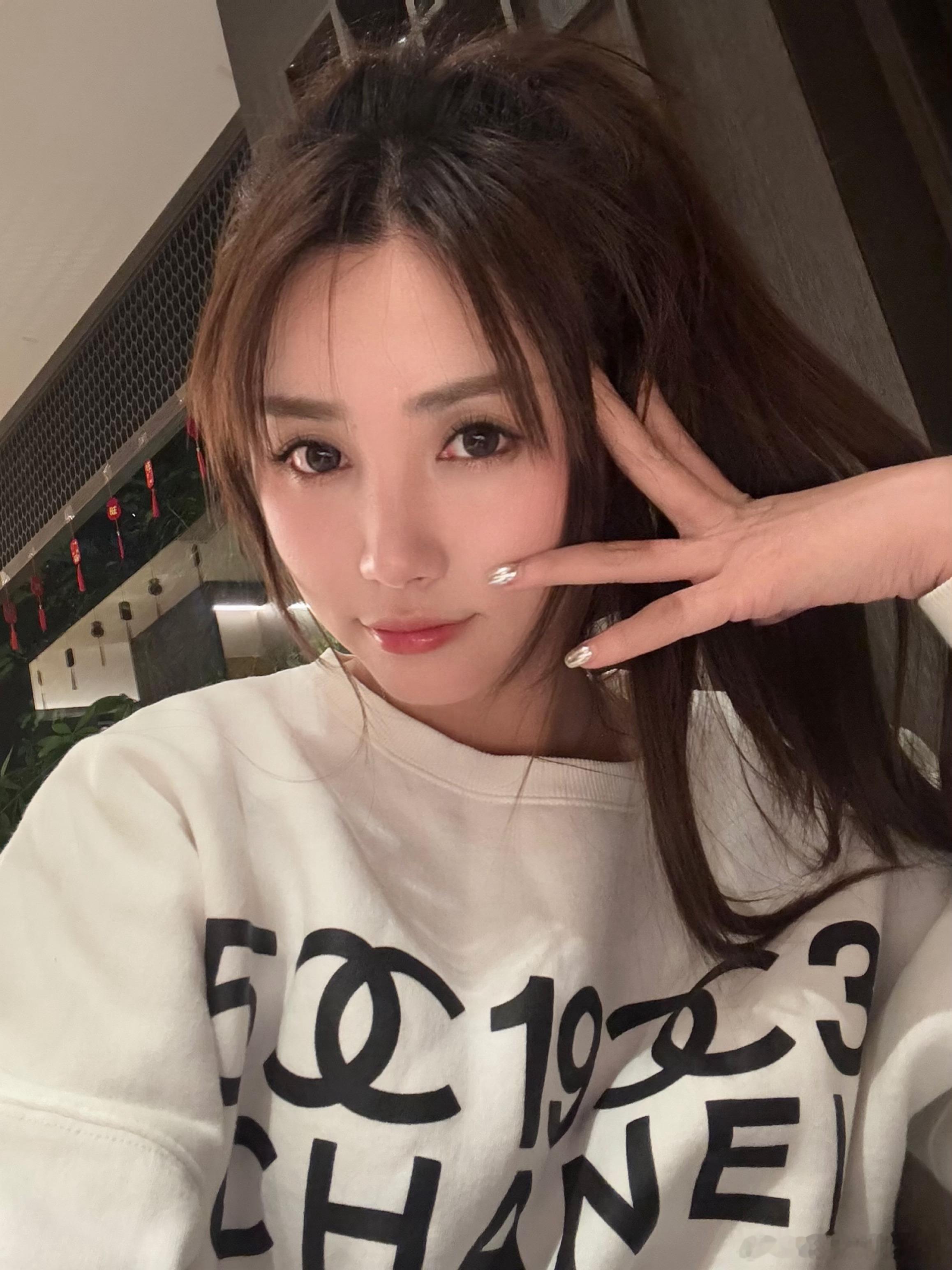 醉住咯喝不过家里任何一个长辈[可爱] 
