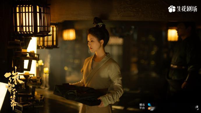 #向左向右向珠帘玉幕看#向佐都迷上《珠帘玉幕》，夸赵露思舞技好，还想跟她学！刘宇