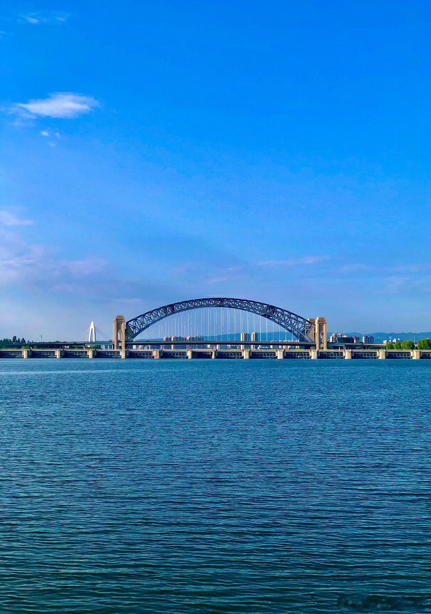 端午假期你的出行了吗？从交通运输部获悉，2026年6月19日，端午假期第一天2.