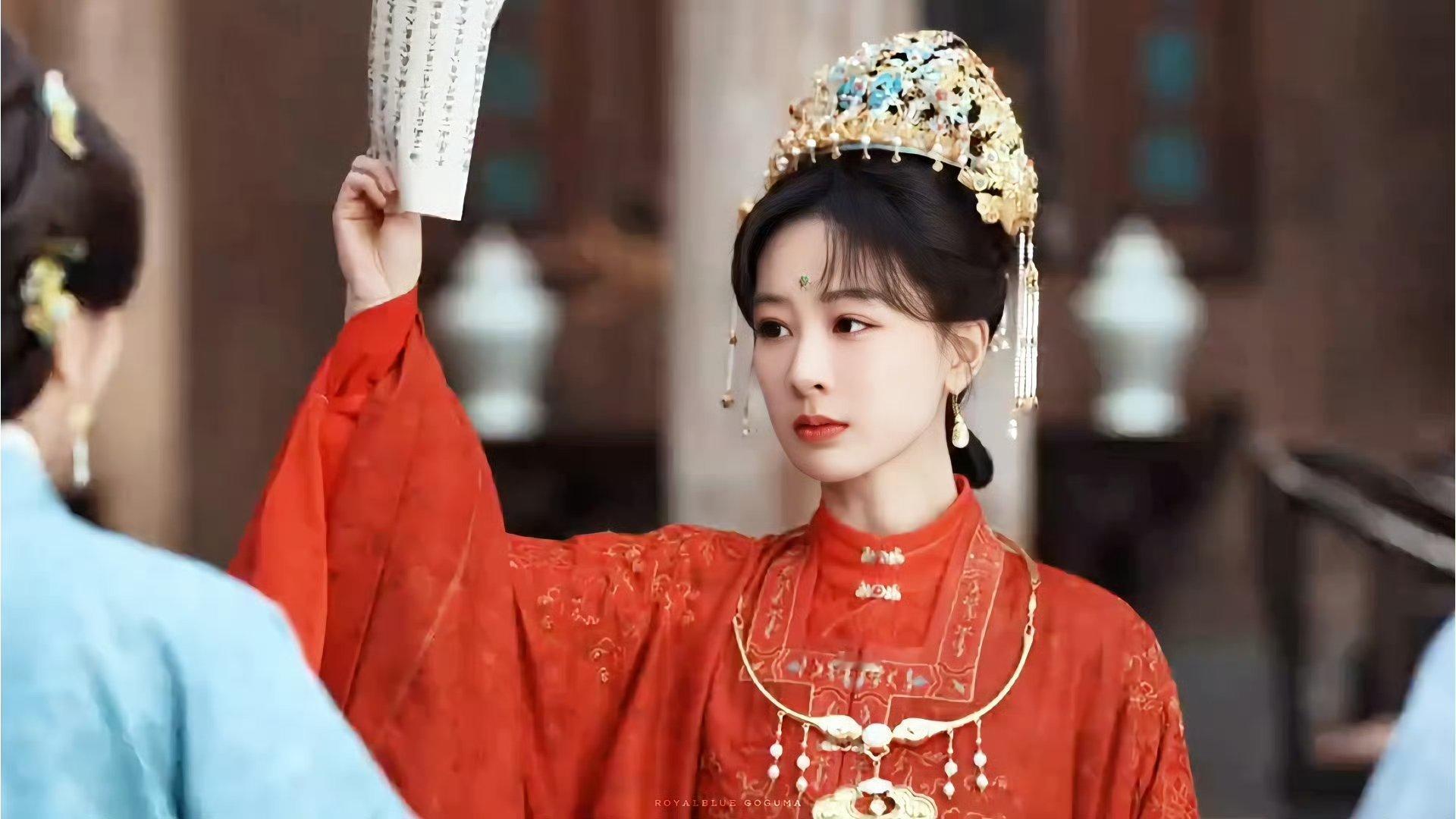 杨紫家业婚服镜头到如今倾尽所有，没有一个人是孬种 