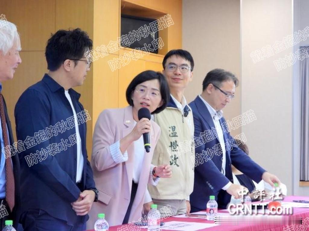 沈伯洋太嫩，苏巧慧成“救场王”！
台湾客社邀绿营参选人办活动，到场人数刚过半～