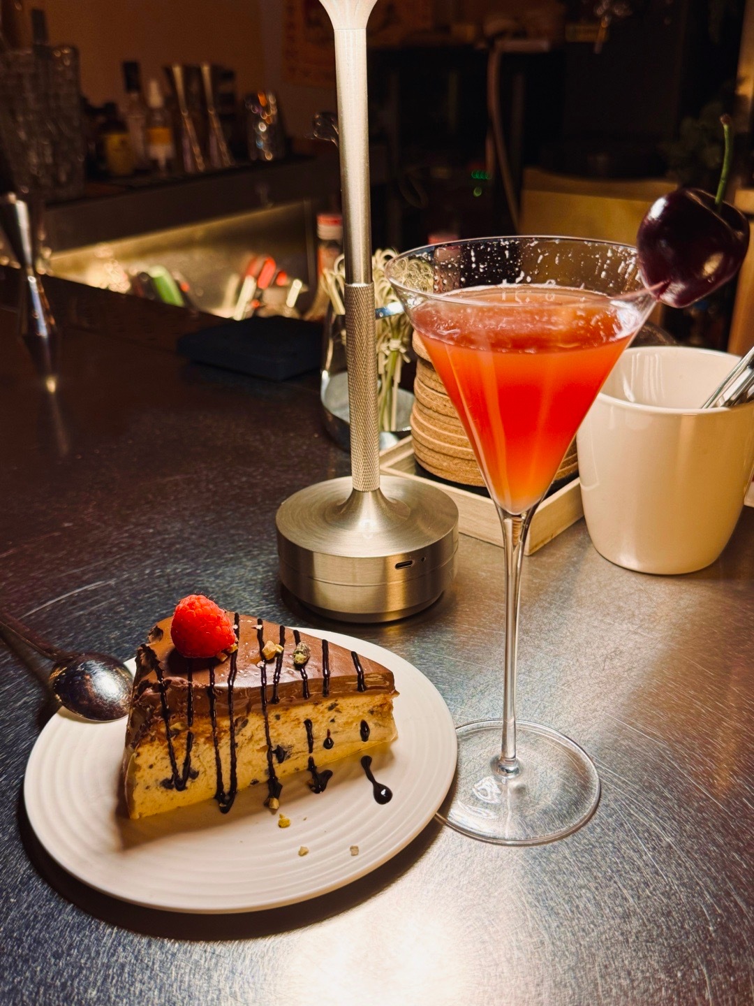 喝一杯～🥂  ​​​