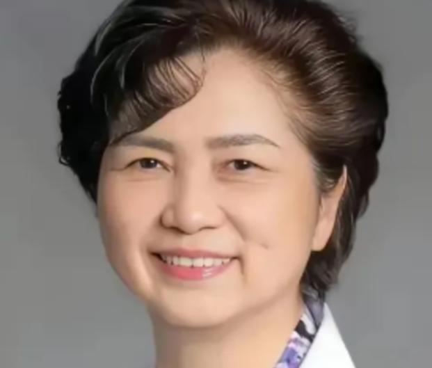 2020年，当年提出武汉“封城”举措的李兰娟院士，为国家立下了卓越功勋，可谁都没