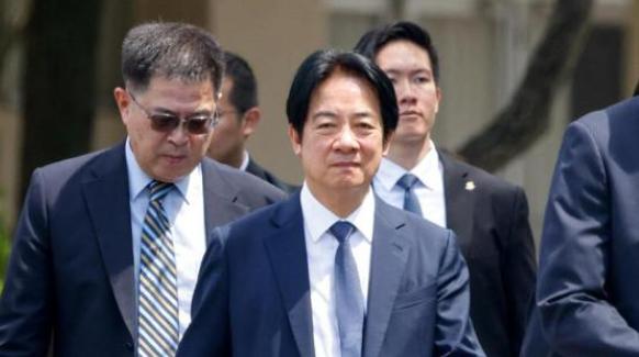 台独"分子赖清德发表声明，

6月30日，台军各院校举行联合毕业典礼，赖清德也赴