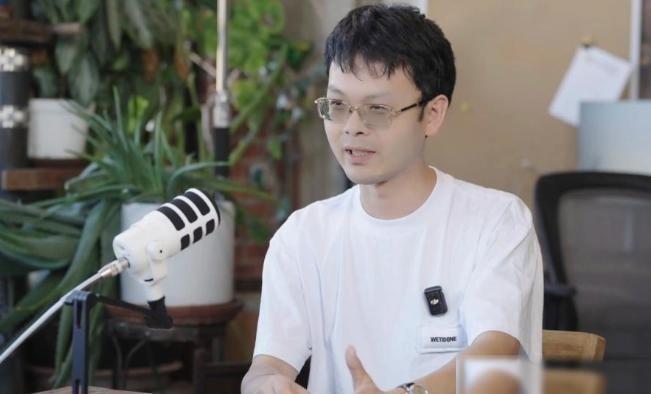宁可丢掉工作，也要抗议将中国列为敌对国家！就在前不久，从咱们清华园里走出的这位科