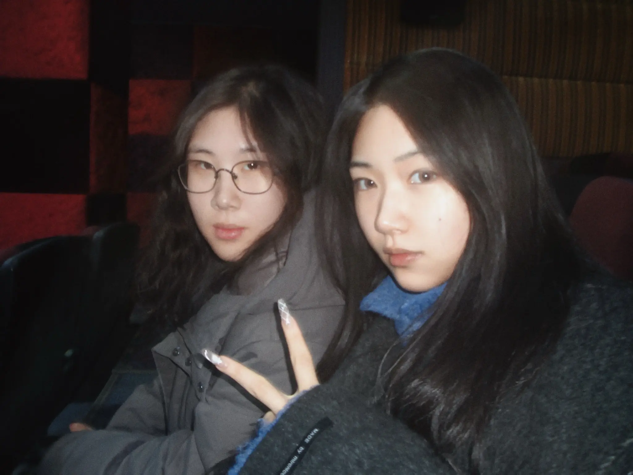 离开了一些人的身边 你就要开始假装坚强啦