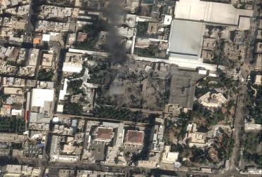 伊朗精神领袖哈梅内伊住所被炸后的图片。
目前各方说法不一。