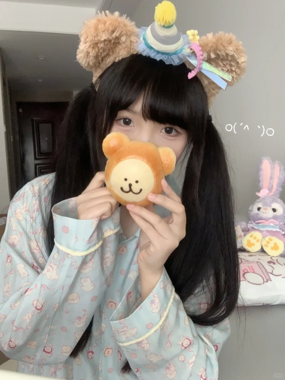 🍞小熊₍ᐢ=•ㅅ＜