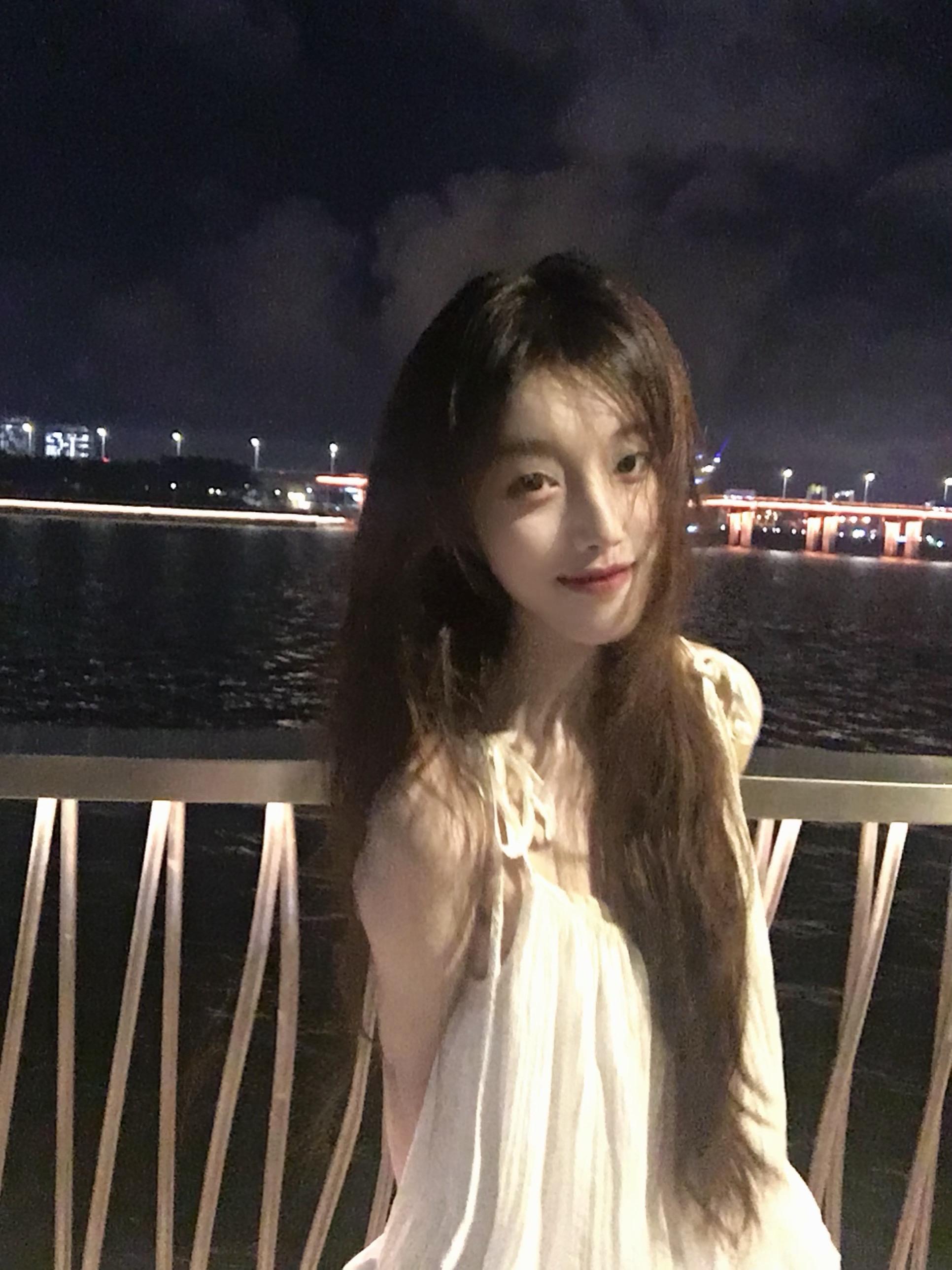 就让我独自守着回忆