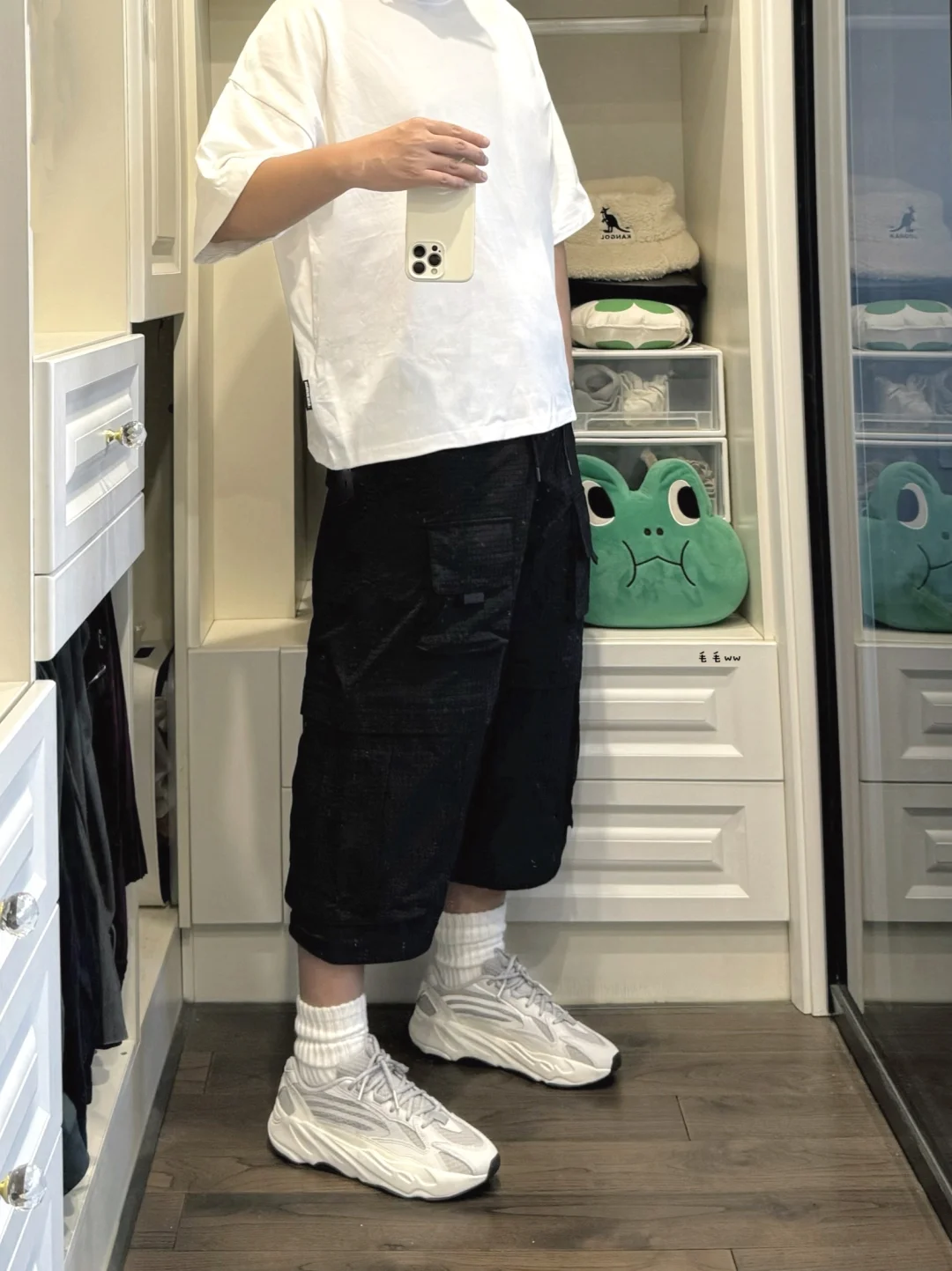 短宽白Tee｜七分裤穿搭