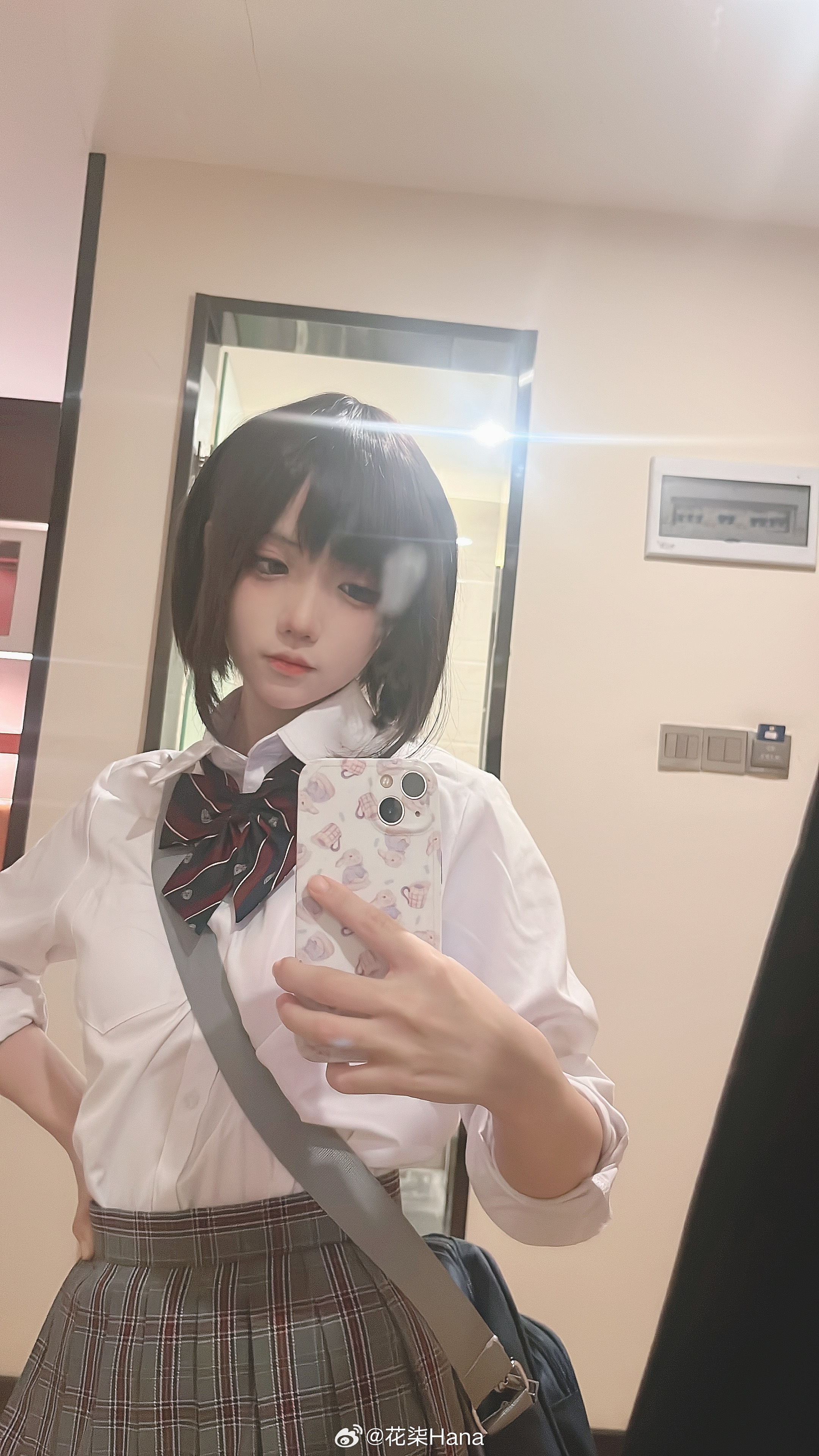 出门咯，是经典皮肤柒等会三点过和蕉蕉去动漫星城玩，随缘捕捉到有我的无料明信片[看