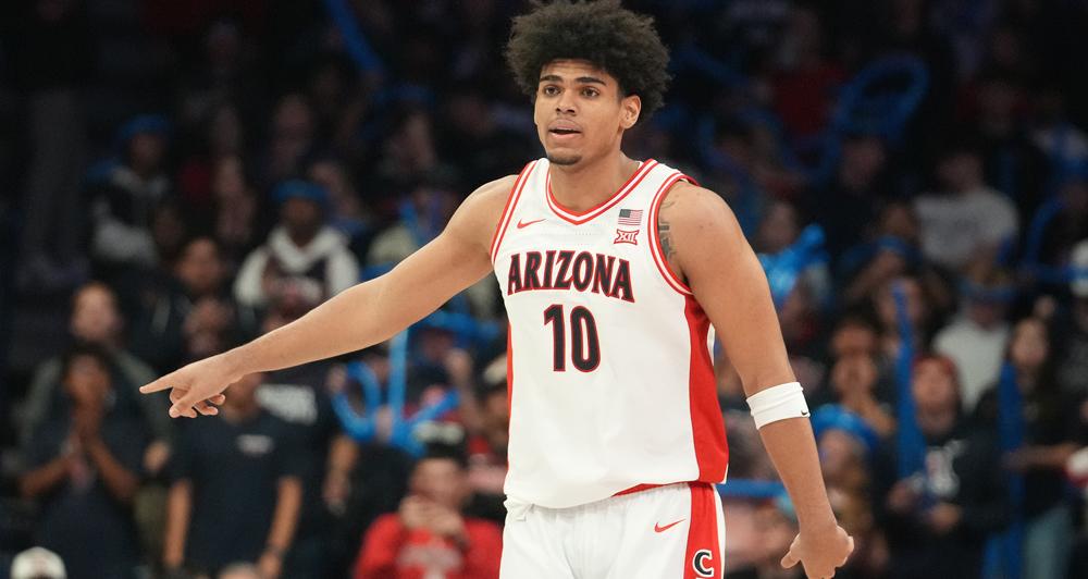 据ESPN报道，亚利桑那大学新生科阿·皮特已经决定留在今年NBA选秀大会，不再返