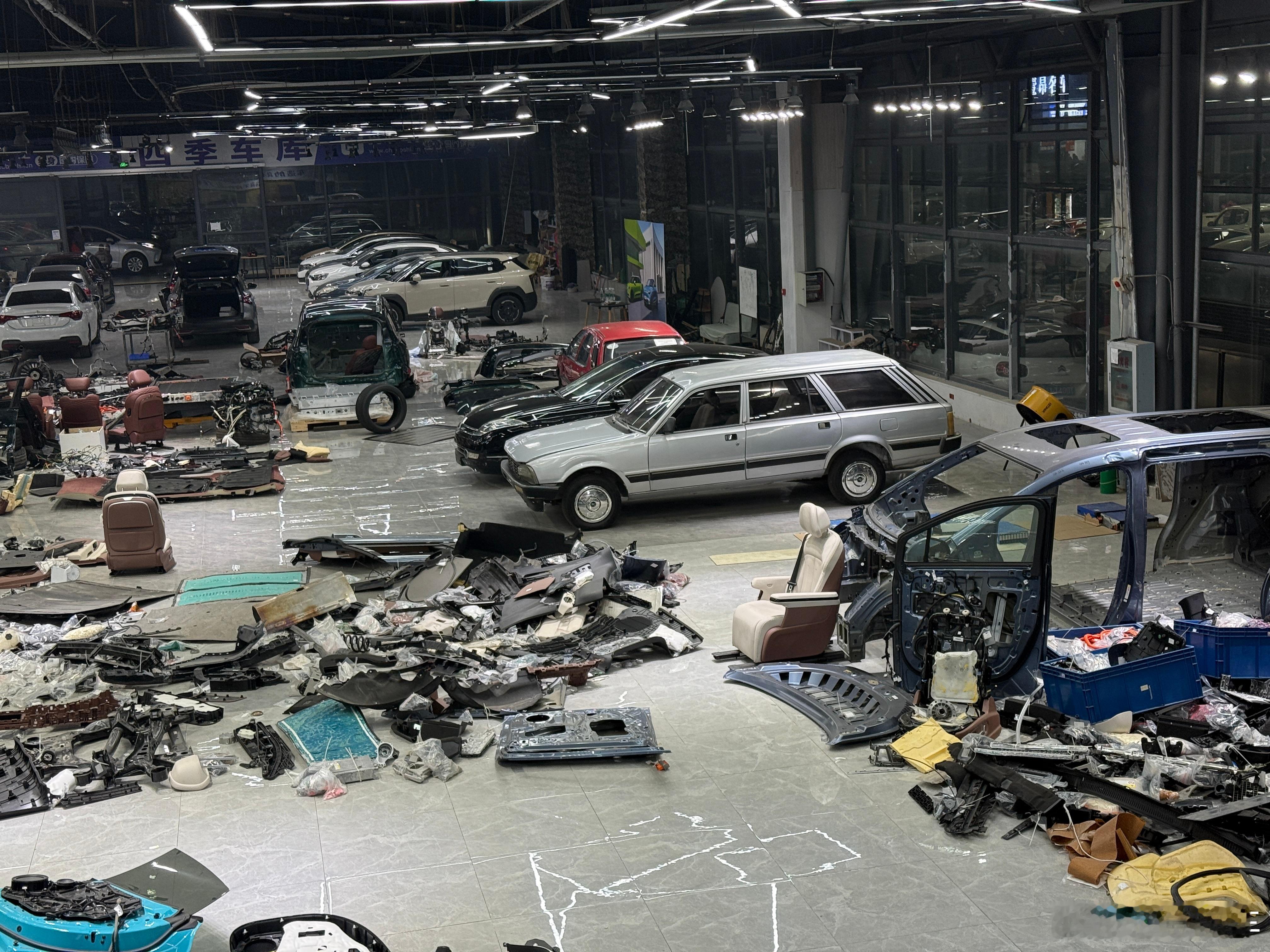 开过这台车的应该都当爷爷了吧 