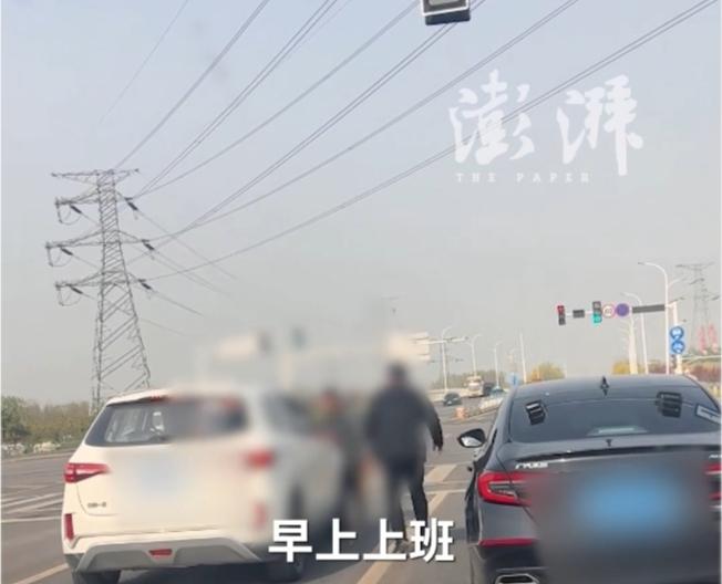 好人终有好报！淄博街头一场“碰瓷”误会，看哭无数人：原来善意从不会被辜负
 
山