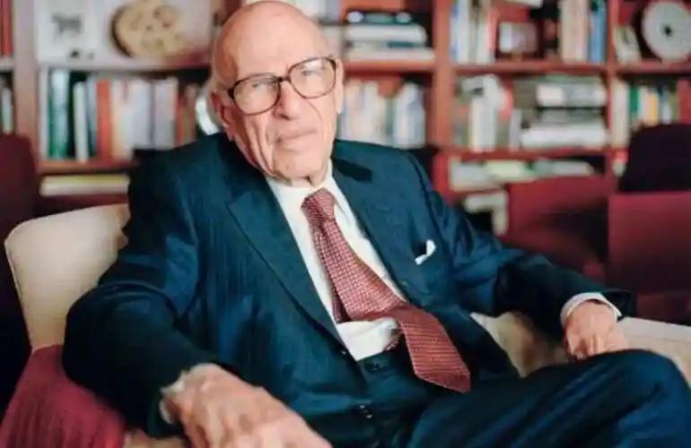 格雷厄姆这帮鹰派早就明说：帮乌克兰，盯着稀土、油气、农田、基建。这次上门就是把战