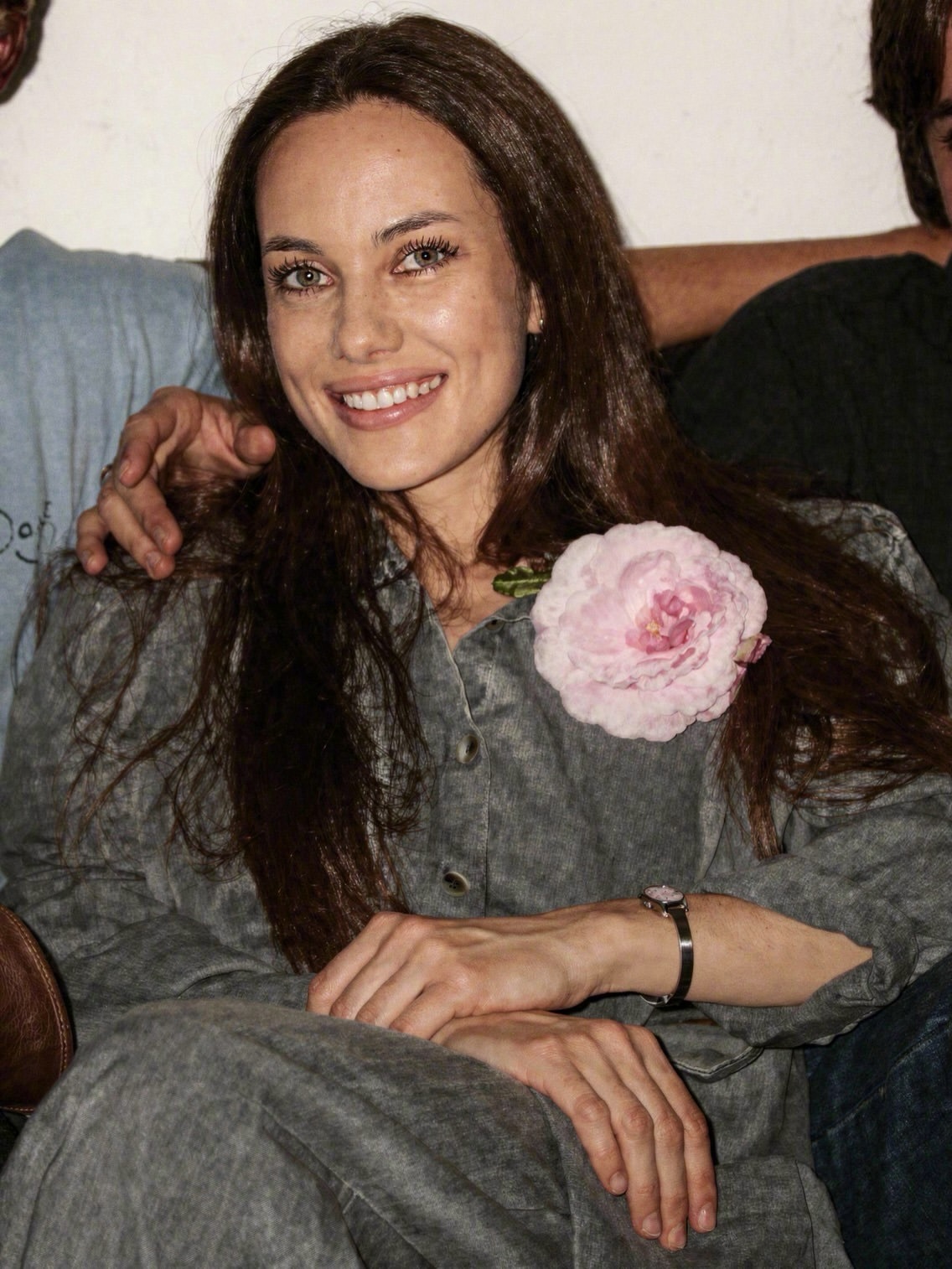 玛切琳·伯特兰Marcheline Bertrand，安吉丽娜·朱莉的母亲。玛切