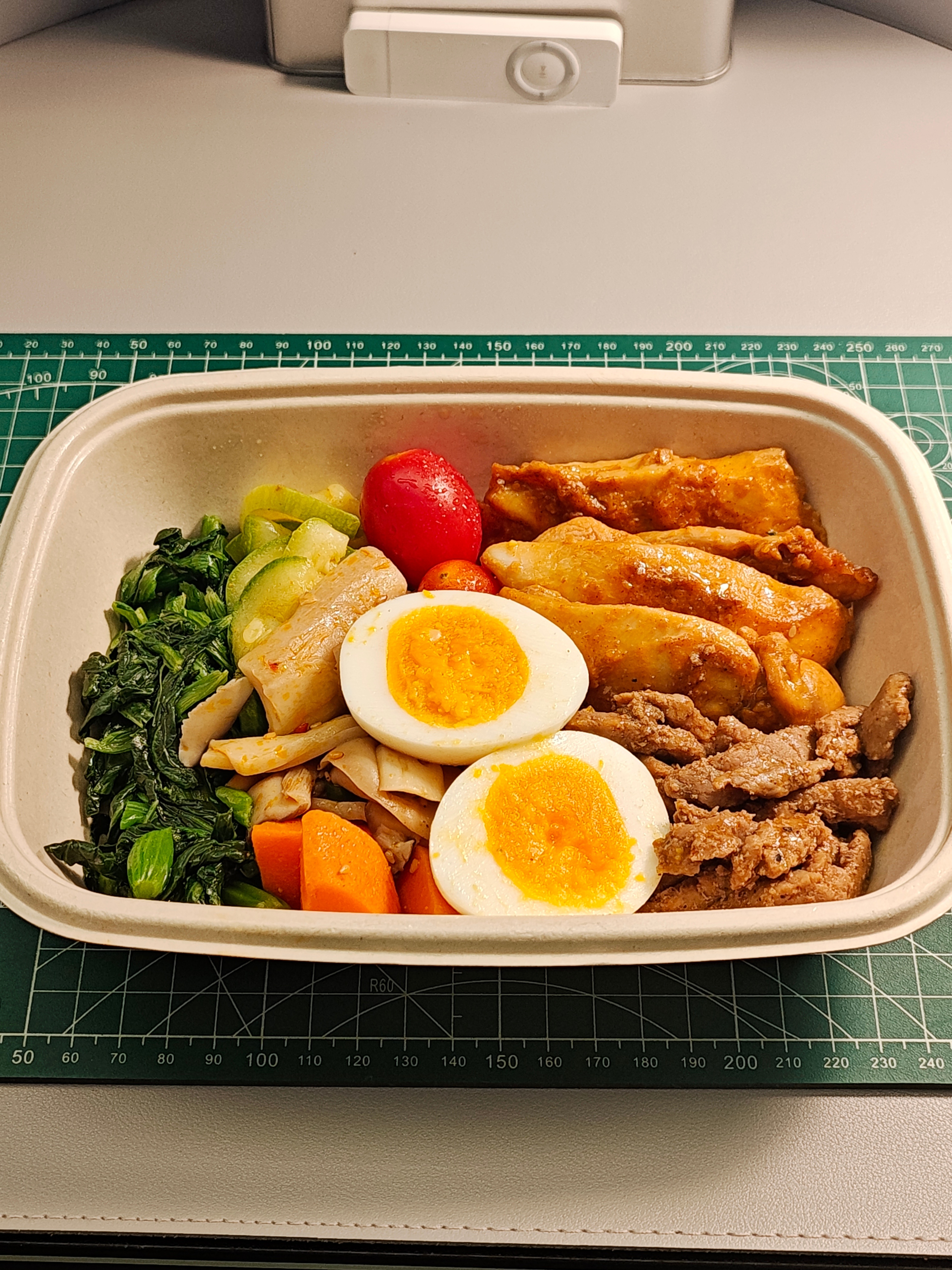 继续午饭看书，鸡汤时刻！午饭时间看书深圳好多车SOMECAR[超话] ​​​