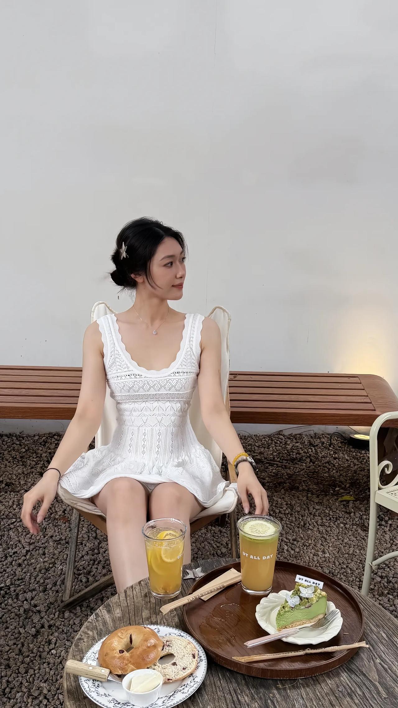 人只要不贪心
遇到的所有人和事都是馈赠