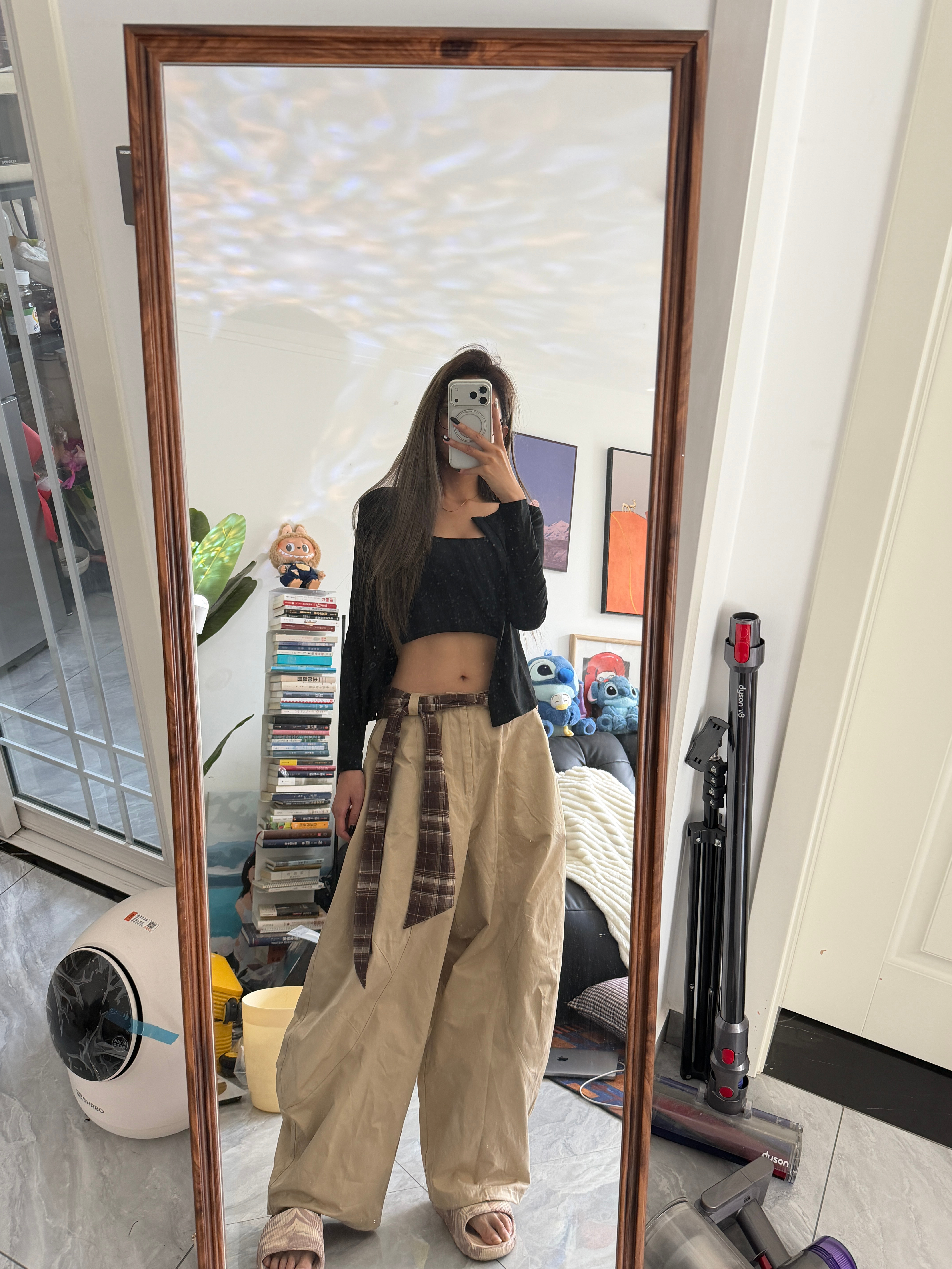 今日腹肌报告！看到若隐若现的我的腹肌了嘛！！！恭喜二萌体重突破100斤