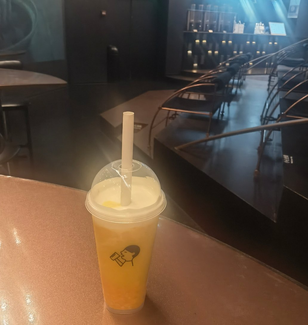 感觉黑金店每次都没什么生意，DP店每次都没位置坐