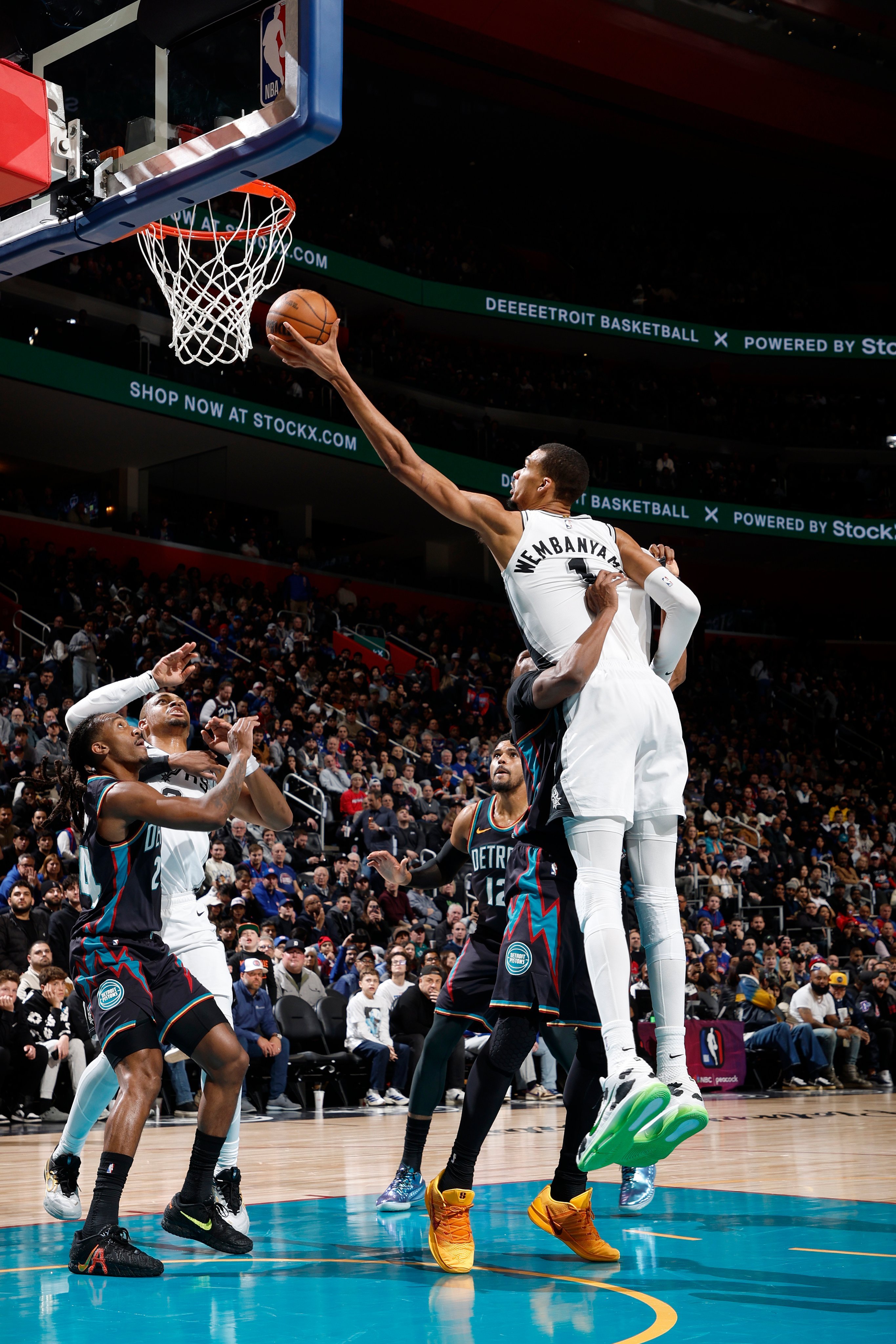 早，兄弟们，开始恢复更新。NBA