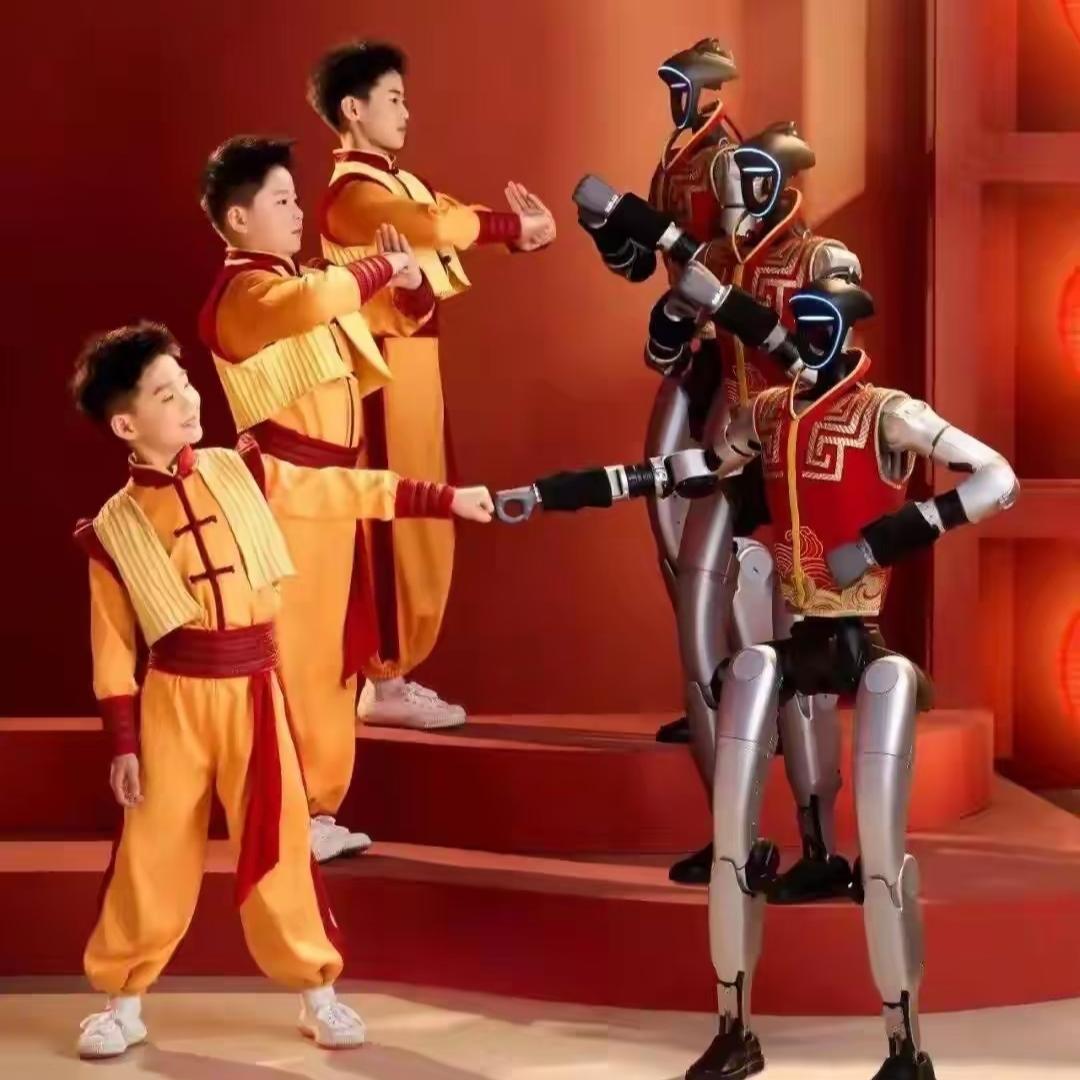 宇树机器人亮相，想买机器人的要考虑这几个问题？

1 目前机器人售价20万左右，