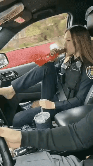 这玩笑开不得，卡住了会窒息