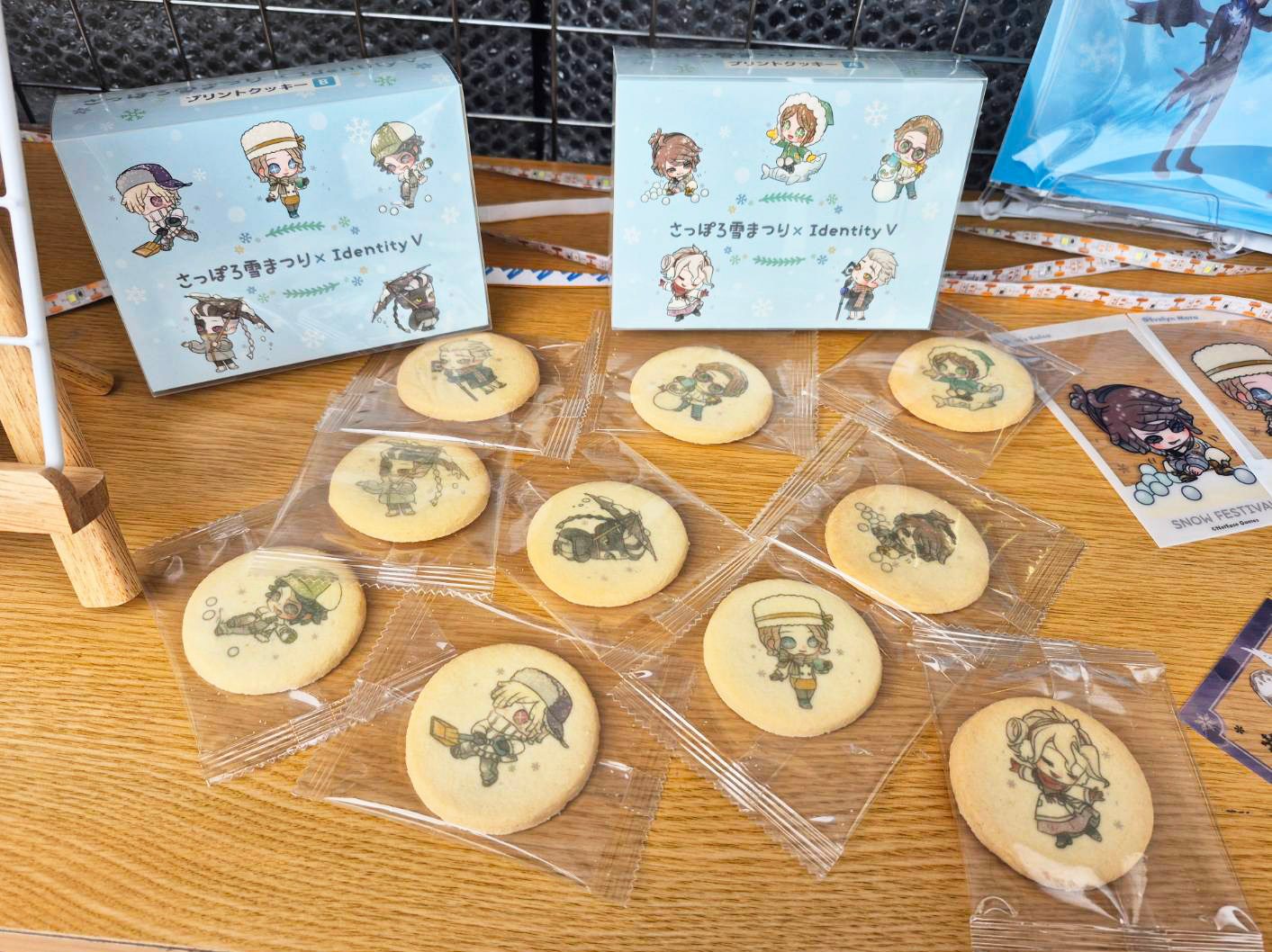第五人格[超话]  冰雪节会场的小饼干这下真的可以一口吃掉了🍪[哈哈] 