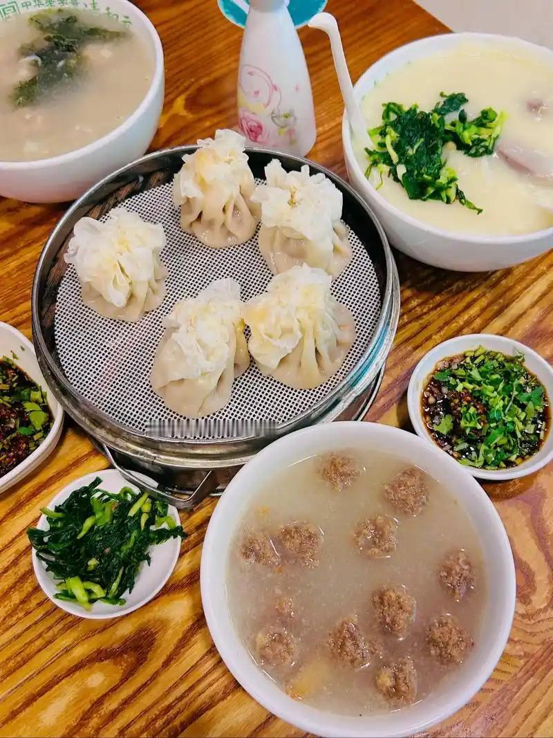 山西旅游，太原这些特色早餐，您打卡过吗？
太原早餐推荐：
1、太原独一份｜非遗头