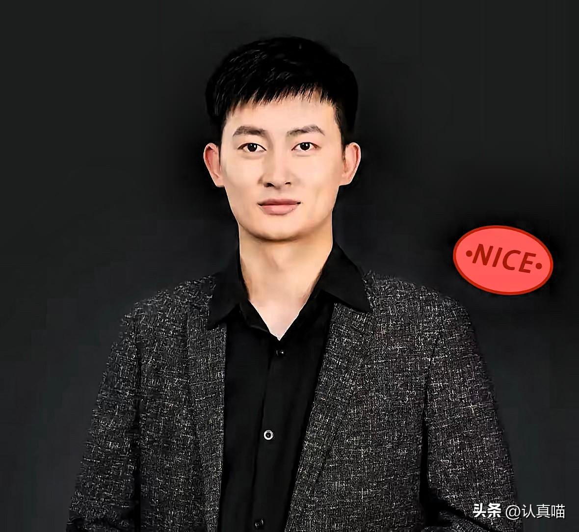 张雪峰的公司峰学蔚来换帅了，新掌舵人武亮，不是空降兵，是从宁夏基层一路硬拼到总部